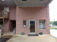 Rodeway Inn Hotels in Hardeman County