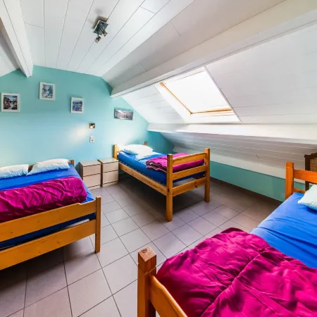 Stone Cottage with Sauna & Hot Tub Near Cave of Lorette in Rochefort