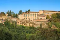 Hotel Athena Hotels near Il Kroeg birreria tedesca