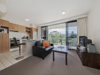 Inn on the Park Apartments فنادق في Taringa