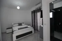 Irdi Aparthotel