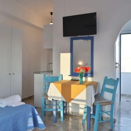 Helios Studios & Apartments