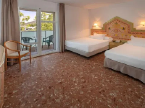 Hotel Canada Palace Hotels in Calafell