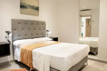 Apartamentos Kouohana Отели в г. Фуэнхирола