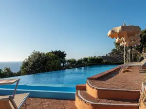 Boutique Hotel Torre di Cala Piccola
