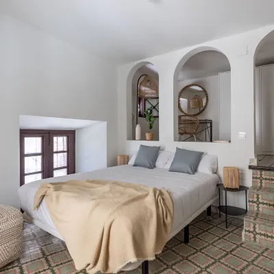 Apartamentos Líbere Málaga la Merced Hotel berhampiran Pusat Pompidou Malaga