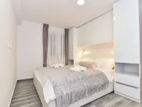 Apartments-Sana Hotels in Vir