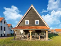 Detached Villa with View, Garden and Privacy