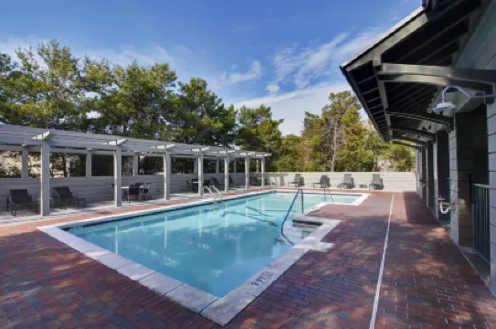 Magnolia Cottages by the Sea by PHG