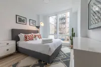Lavish 3Br Retreat w Private Rooftop Deck Near NYC - 3-Star