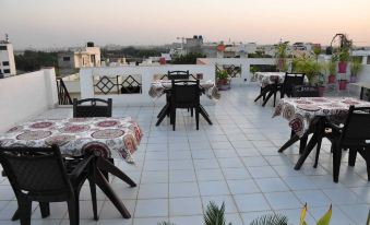 Michael's Homestay - Housity
