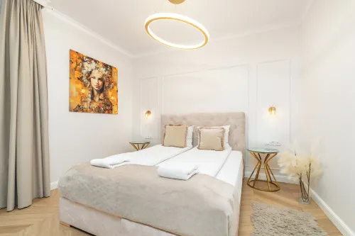 Margi Gold Studio, Very Lux, Old Town, Aircon