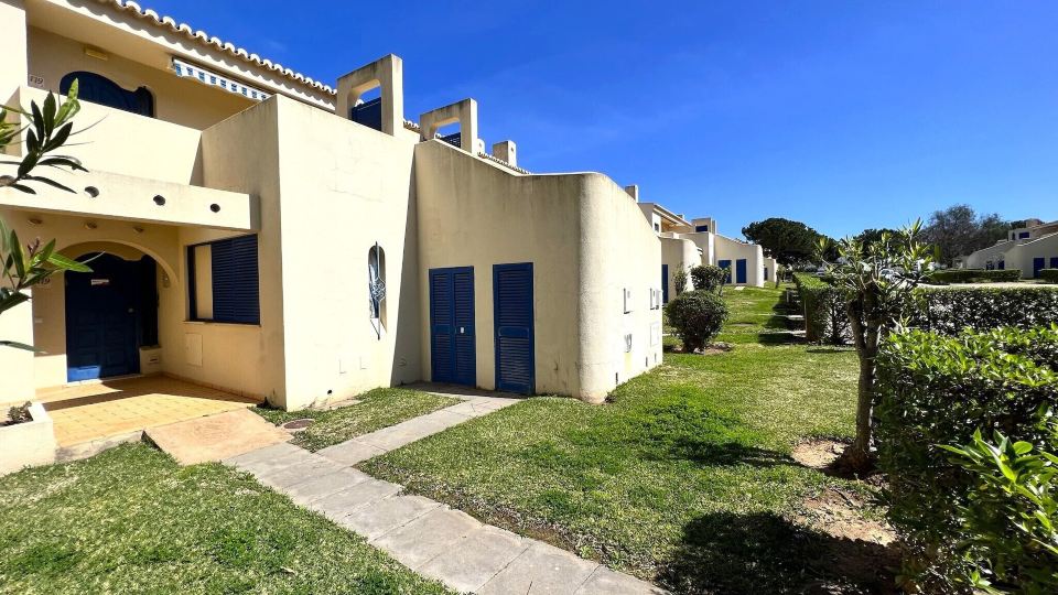 Alvor Secret with Pool by Homing