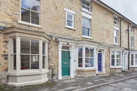 Host & Stay - Beckside Отели в г. Pickering