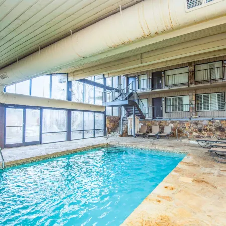 Tremont Lodge & Resort
