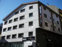 Hotel les 7 Claus - Mountain view