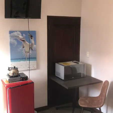 Aderem Blus Rooms