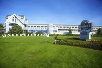 Anchorage Inn and Resort Hotels in York