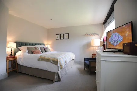 Bel and the Dragon-Kingsclere Отели в г. Бейсингсток энд Дин Дистрикт