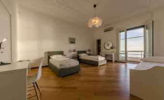 Joivy Fronte del Mar Seaview Apartment Casaregis