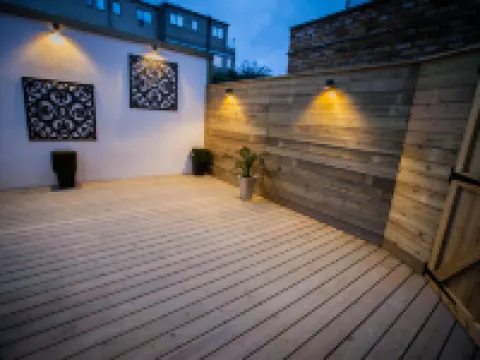 Surbiton Luxury Garden House 19A Hotels in Surbiton