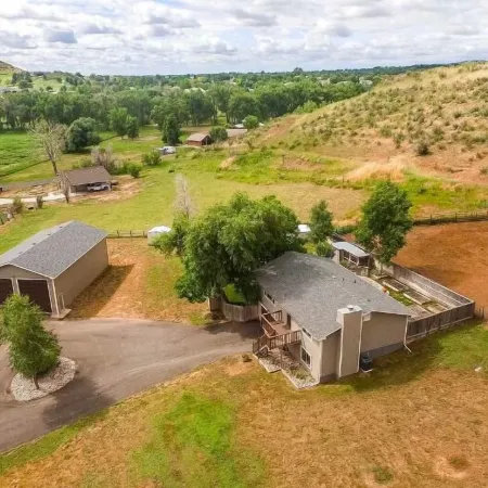 Hidden Valley Retreat Quiet Escape w/ Mtn Views!