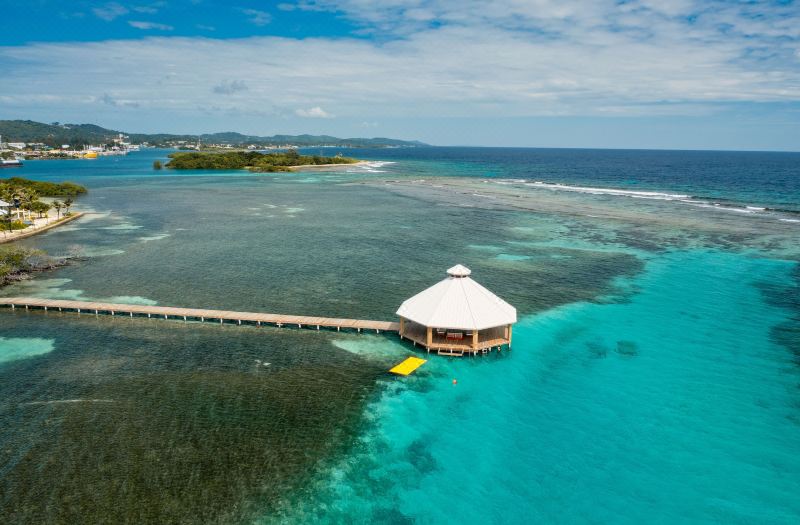Barefoot Cay Resort