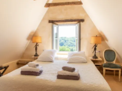 拉格朗日米洛 貝納克和卡澤納克酒店