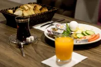 Icon City Hotel