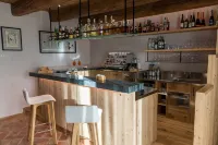 Aura Relais - ที่มีบาร์