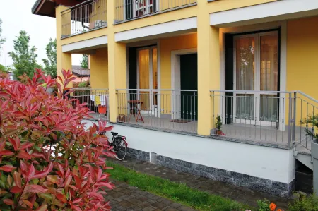 B&B Villa Milano by Rhospitality it Отели в г. Cornaredo