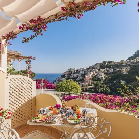 Villa Mary Suites