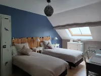 Les Plumes Hotels in Nuits-Saint-Georges