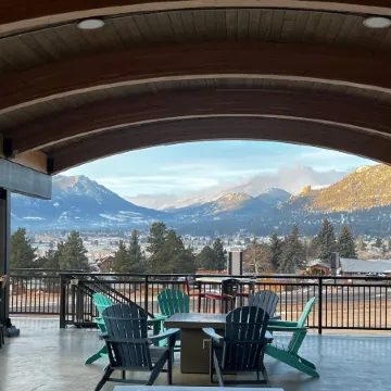 Expedition Lodge Estes Park at Rocky Mtn National Park