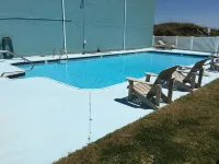 Outer Banks Beach Condominium - Hot Tub