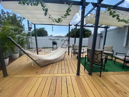 Dream Vacation House 4B/2B Miami, FL