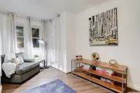 Cozy Basement Retreat with Kitchen and Stylish Living Area - Inviting Escape Hotels in 