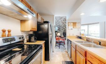 Lakefront oasis near marina with - 0224g12000khu10nk958B R 339 206 R5 D  gas prices united states map