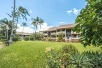 Spacious Patio and Pool Access - Cozy Elegant Retreat Hotels in Insel Maui, Hawaii