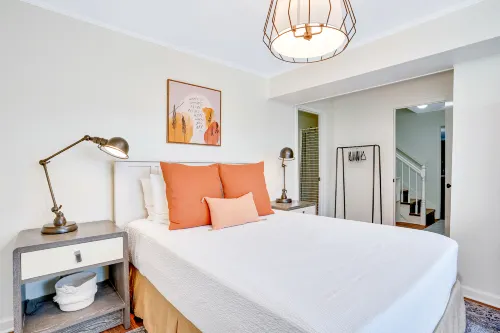 Stunning Retreat - Spa, Fireplace, Lake Views, Pool, Kayak Hotel a Soddy-Daisy