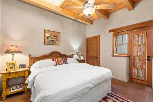 Charming Outdoor Space and Cozy Interior - Delightful Santa Fe Retreat Hotels in Tesuque