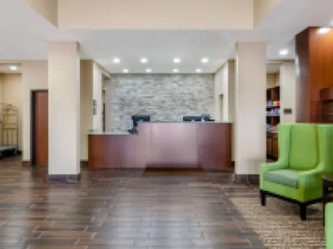 Comfort Inn & Suites Salina North Hotels in Salina