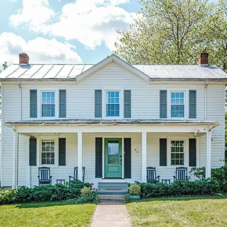 Afton Farmhouse - Mountain Views off Route 151