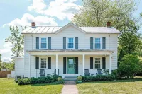Afton Farmhouse - Mountain Views off Route 151