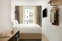 Yvette Hotel Porte de Versailles, Sonder Hotels in Vanves