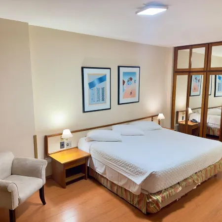 César Park Hotel