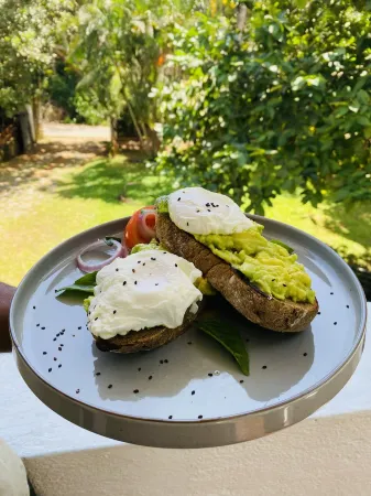 Surf N Spice - Hiriketiya Отели в г. Диквелла