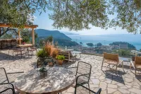 Apolis Villas & Suites Resort