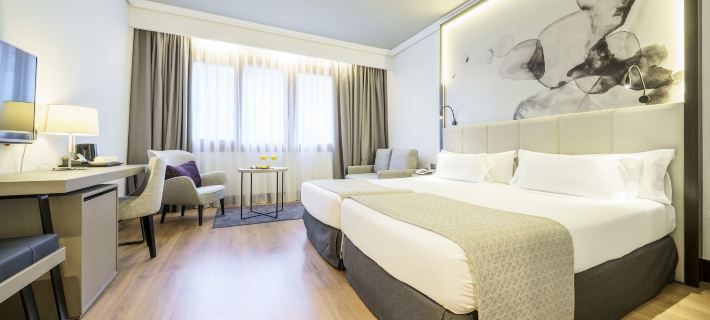 Hotel Ilunion Bilbao Отели в г. Бискайя