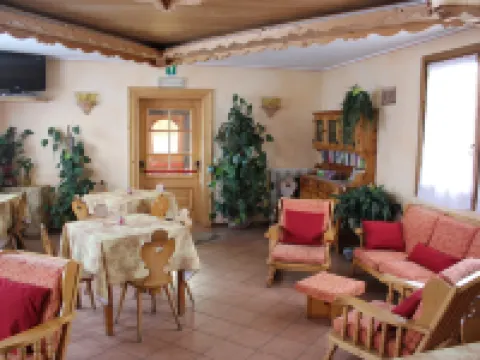 ホテル ヴィラ リナ ボルミオのホテル